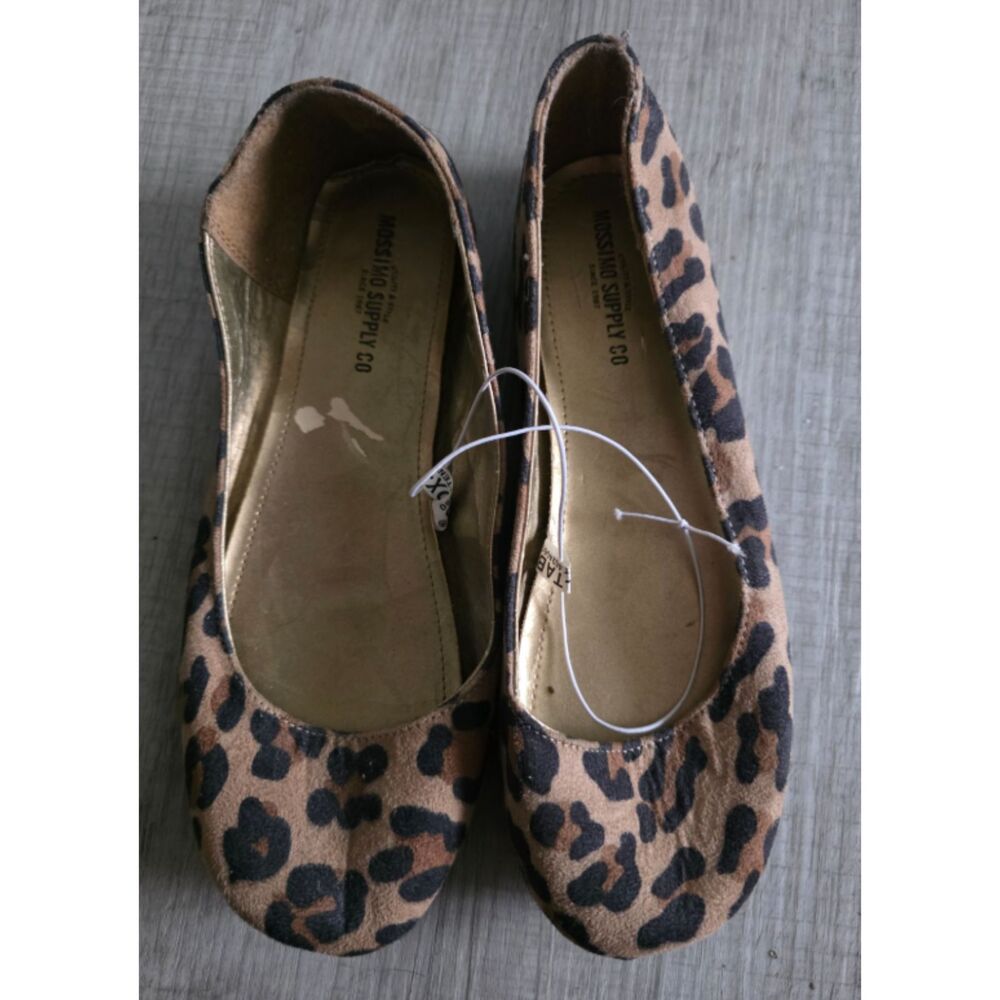 Mossimo Supply Co Leopard Print Ballet Flats Faux Suede Women's Size 7 Flawed